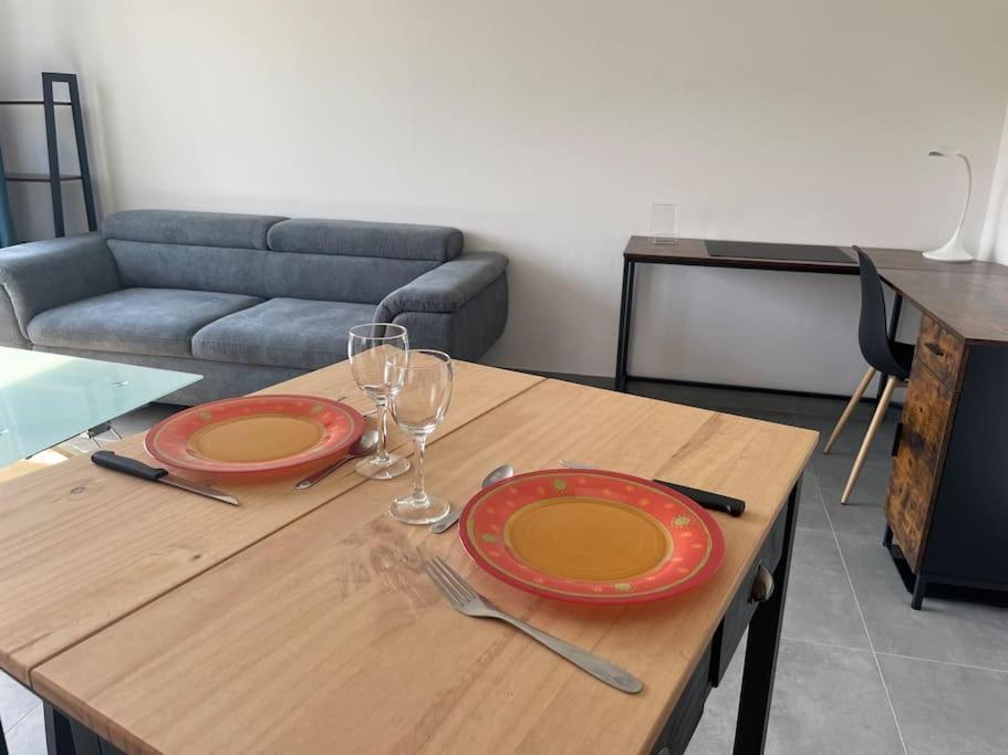 T1 Bis Cosy Et Spacieux - Wifi - Parking Gratuit Angers Dış mekan fotoğraf